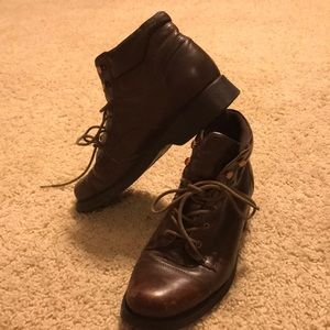 Earth Shoe Brown leather Boots